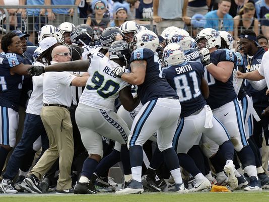 ICYMI in NFL Week 3: Owners, players lock arms for anthems