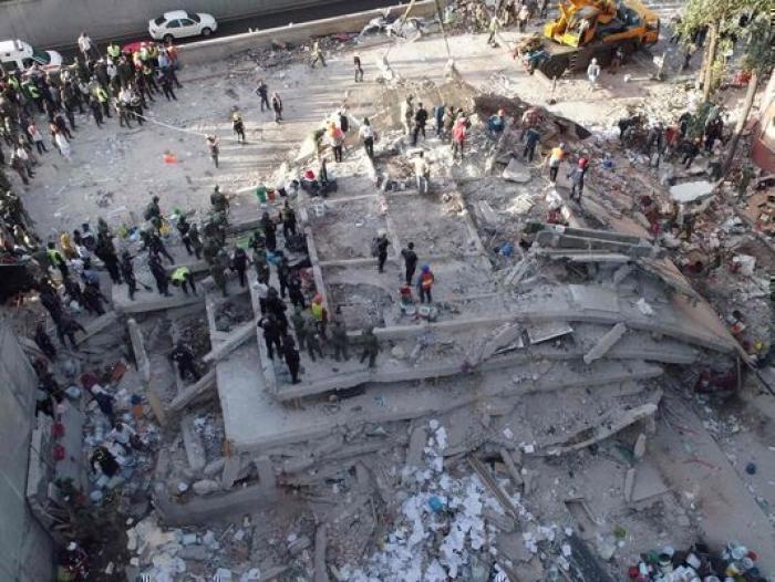 Mexico quake kills at least 225, one girl found alive in school rubble