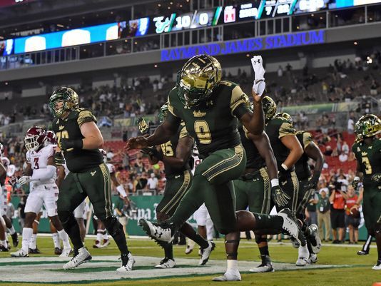 No. 17 USF dominates defending AAC champion Temple