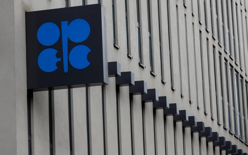 Oil settles flat as unease builds ahead of OPEC meeting