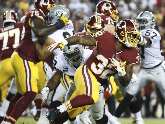 Redskins come up big in prime time, rout Raiders 27-10