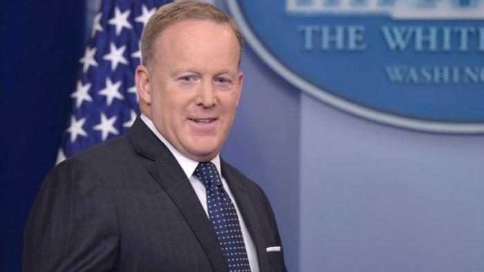 Sean Spicer sends last email to White House staff as he departs