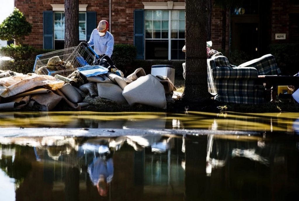 A man who helped repair homes after Hurricane Harvey just died of flesh-eating bacteria