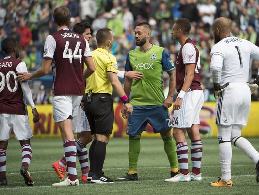 Defending MLS Cup champs start playoffs without Clint Dempsey