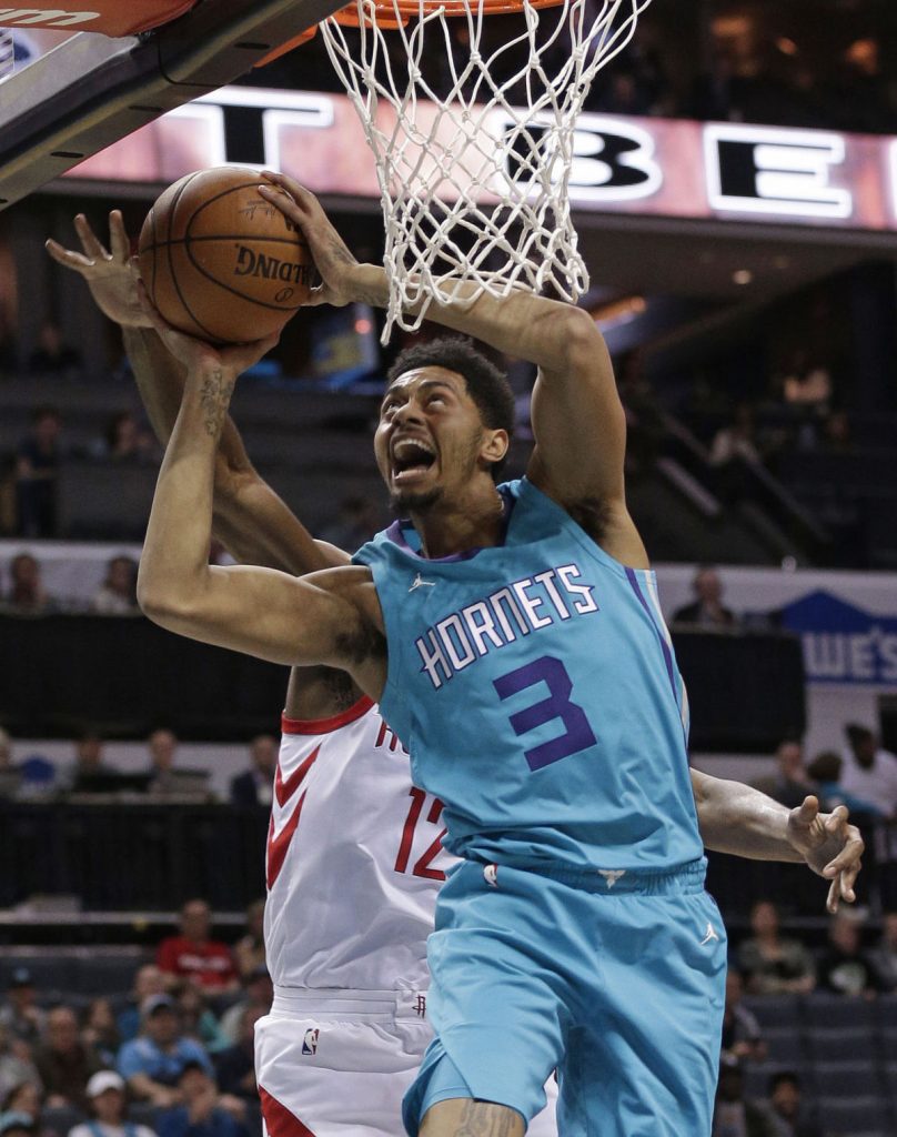 Harden’s triple-double lifts Rockets past Hornets 109-93