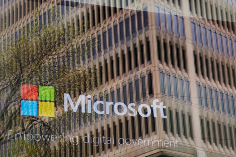 Microsoft beats profit estimates on gains from cloud services