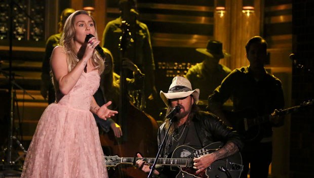 Miley Cyrus Performs Moving Tom Petty Tribute Alongside Dad Billy Ray On ‘Tonight Show’ Night 4