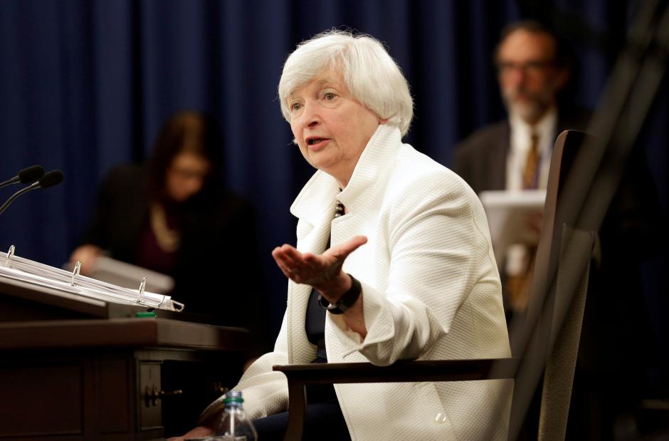 Fed keeps rates unchanged remains on road to December hike