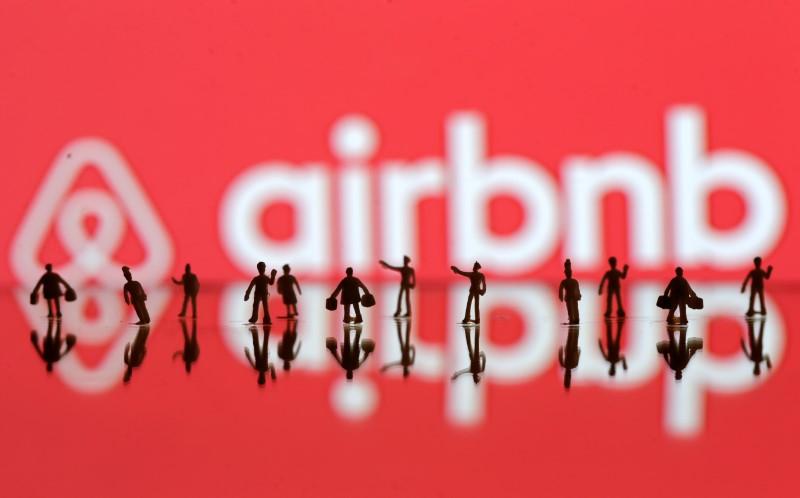 Online travel sites getting squeezed by Airbnb hotel chains