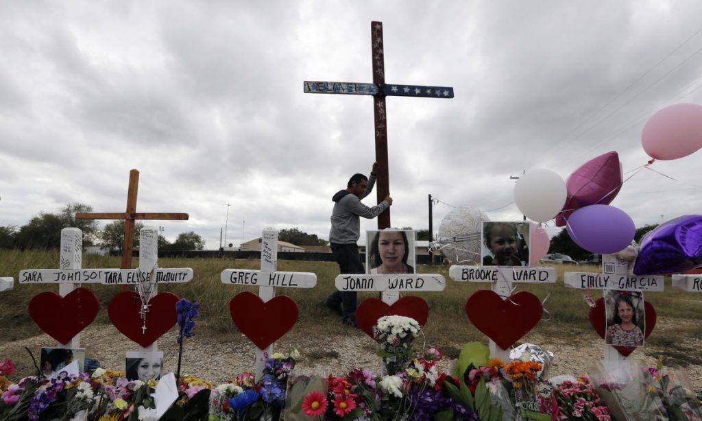 Texas town holds 1st Sunday service since church attack