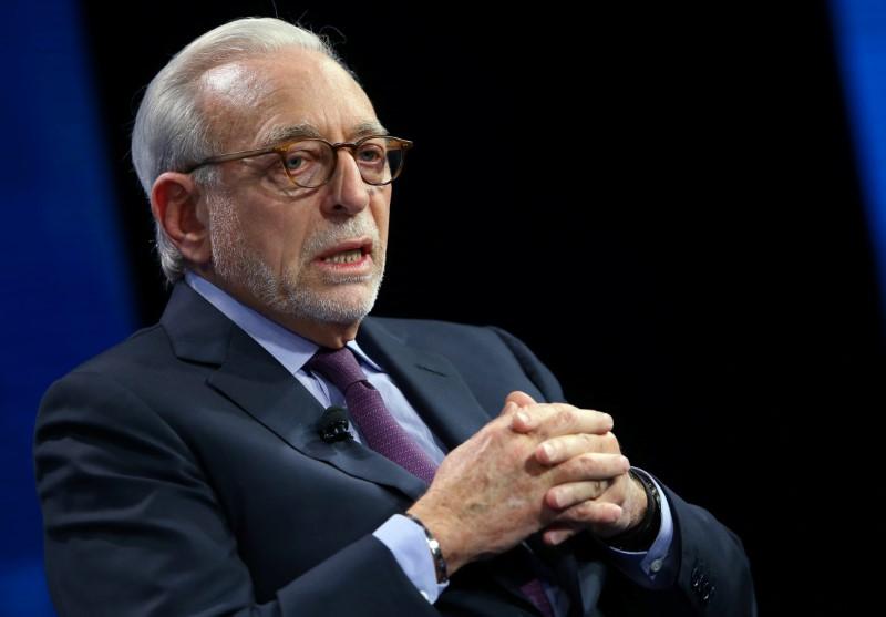 Trians Peltz claims win in proxy fight P&G says not yet