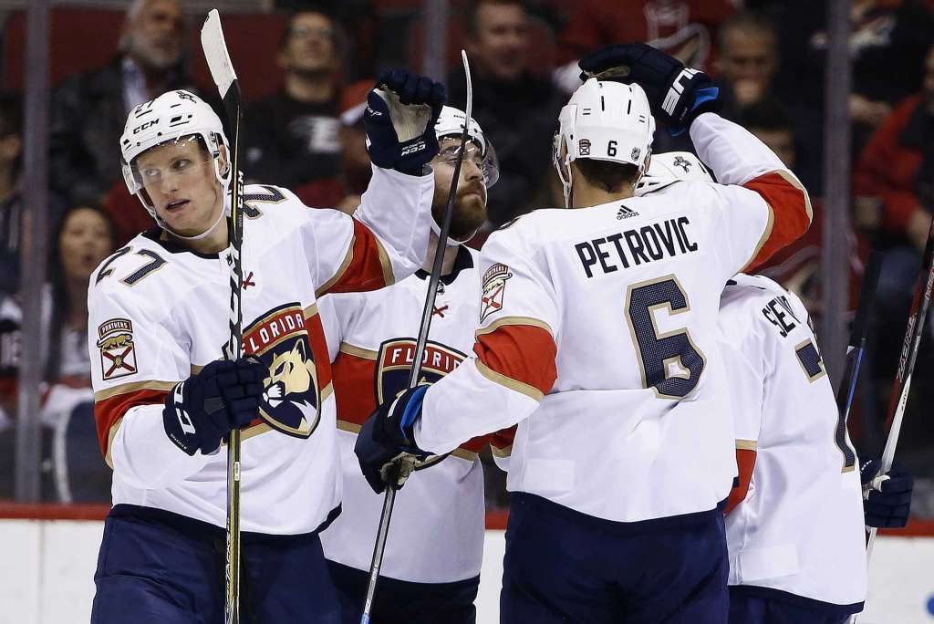 Panthers rally for 3-2 win, hand Coyotes 7th straight loss