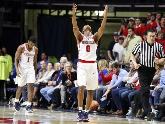 Brown leads No. 11 Auburn over Mississippi 79-70