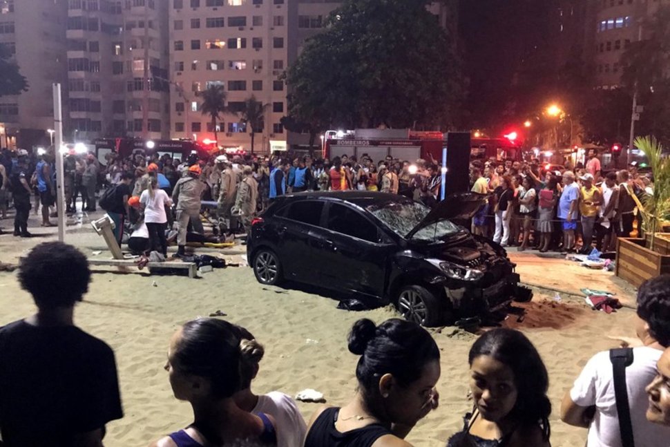 Car Plows Through Copacabana Sidewalk, Kills Baby, Injures 15