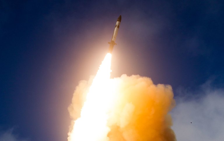 U.S. Test of Missile Interceptor Fails Off Hawaiian Coast, Officials Say