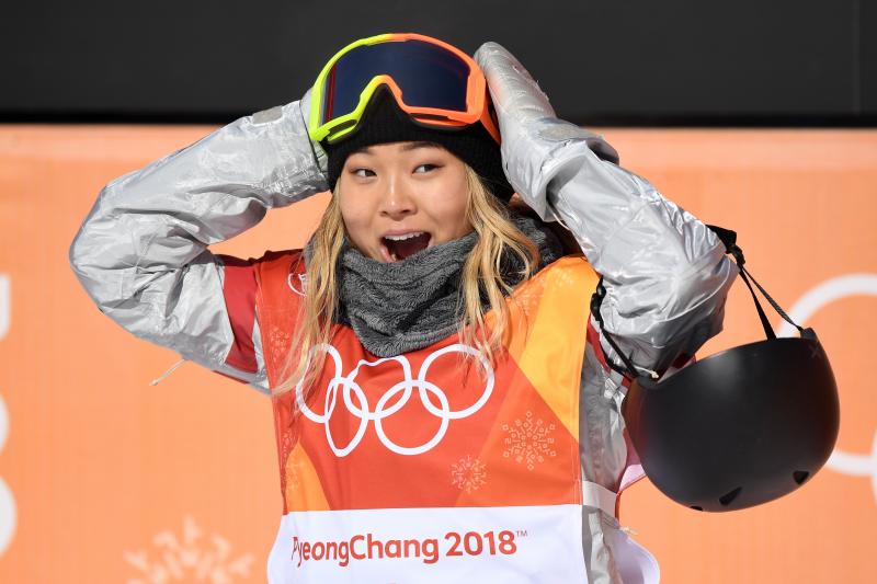 chloe-kim-wins-gold-in-womens-snowboard-halfpipe-at-2018-winter-olympics