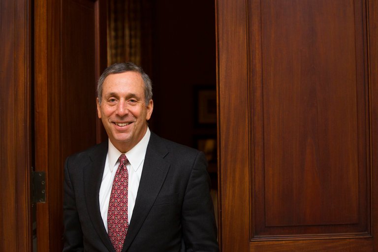 harvard-chooses-lawrence-bacow-next-president