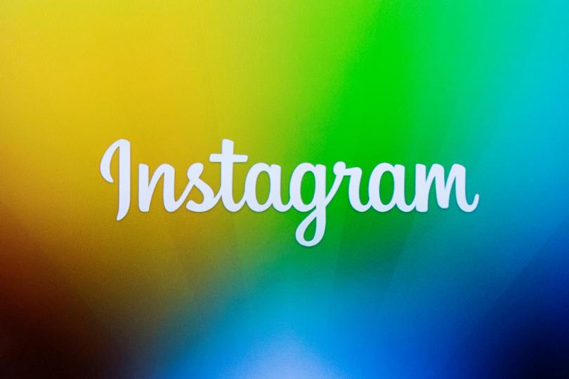 Instagram Stories Now Lets Businesses, Brands Post Carousel Ads