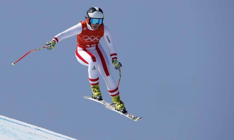 Siebenhofer fastest, Vonn on pace in downhill training