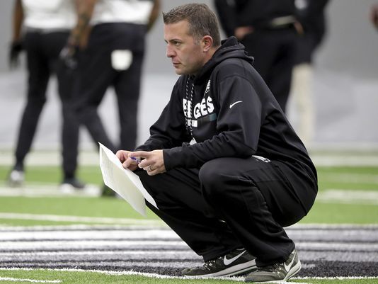 Vikings hire Eagles QB coach John DeFilippo to run offense