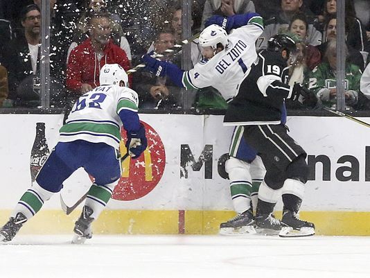 Kings back in playoff position with 3-0 win over Canucks