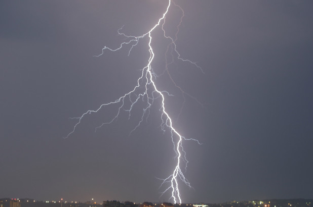 Lightning strike at church kills 16, injures 140 in Rwanda