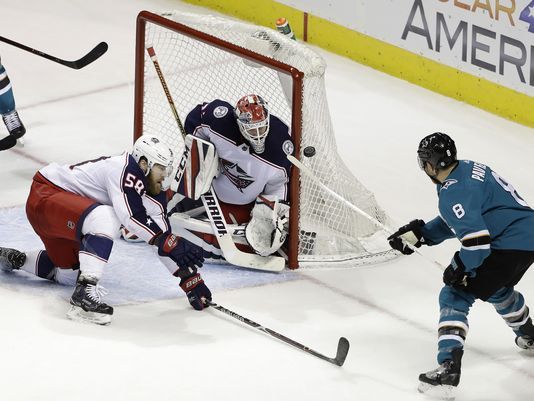 Panarin scores twice, Blue Jackets beat Sharks 4-2