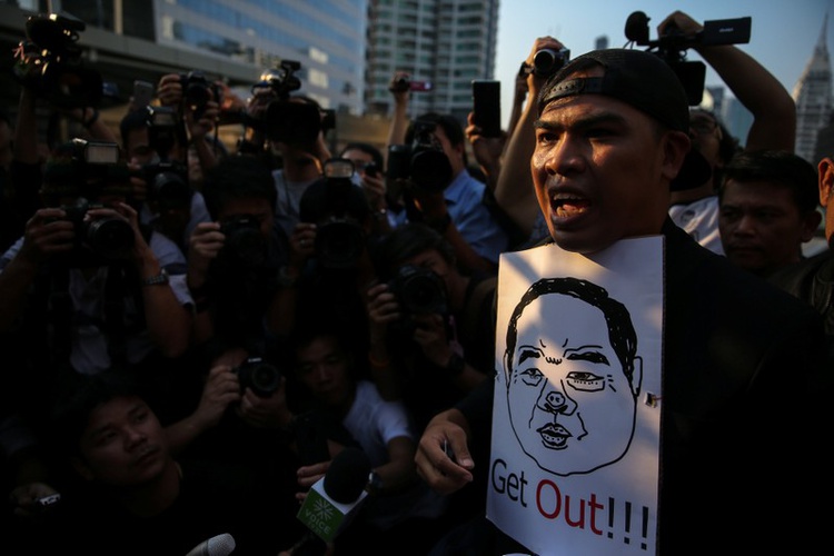 Politics back in fashion in Thailand despite poll delays