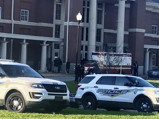 Student killed, 2nd injured at high school shooting in Alabama