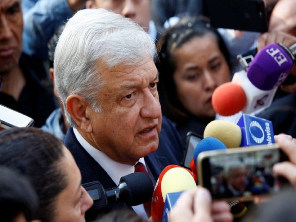 Mexico Presidential Front-Runner Plans Steps to Halt ‘Corrupt’ New Airport