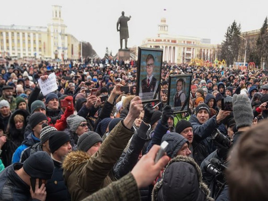 Putin’s Grim Reality: Public Fury Over Children’s Deaths in Mall