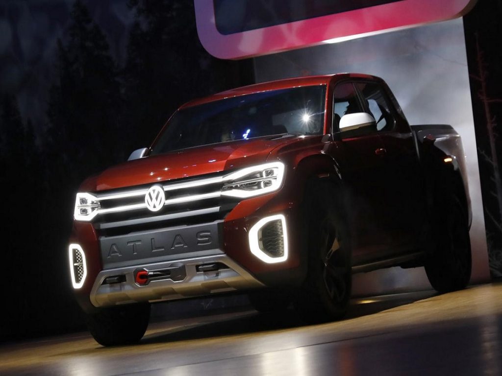 Volkswagen unveils concept pickup truck at New York auto show