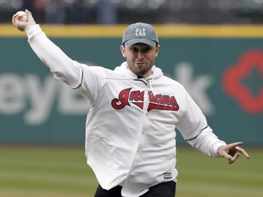 Baker Mayfield misses the mark while throwing out ceremonial first pitch at Indians game