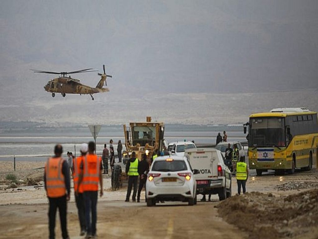 Death Toll in Dead Sea Flash Floods Rises to 10 as Last Missing Teen Found