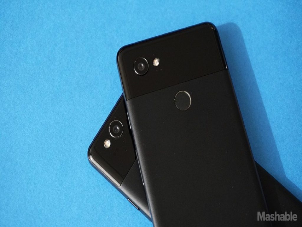 Google considering launching a mid-range Pixel phone this summer