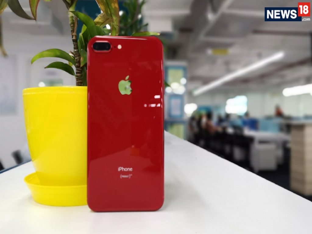 iPhone 8 Plus Product Red Review: You Won’t Mind Paying Rs 67,490 For A Cause And A Red Hot iPhone