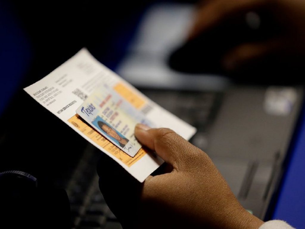 Texas’ Voter ID Law Does Not Discriminate and Can Stand, Appeals Panel Rules