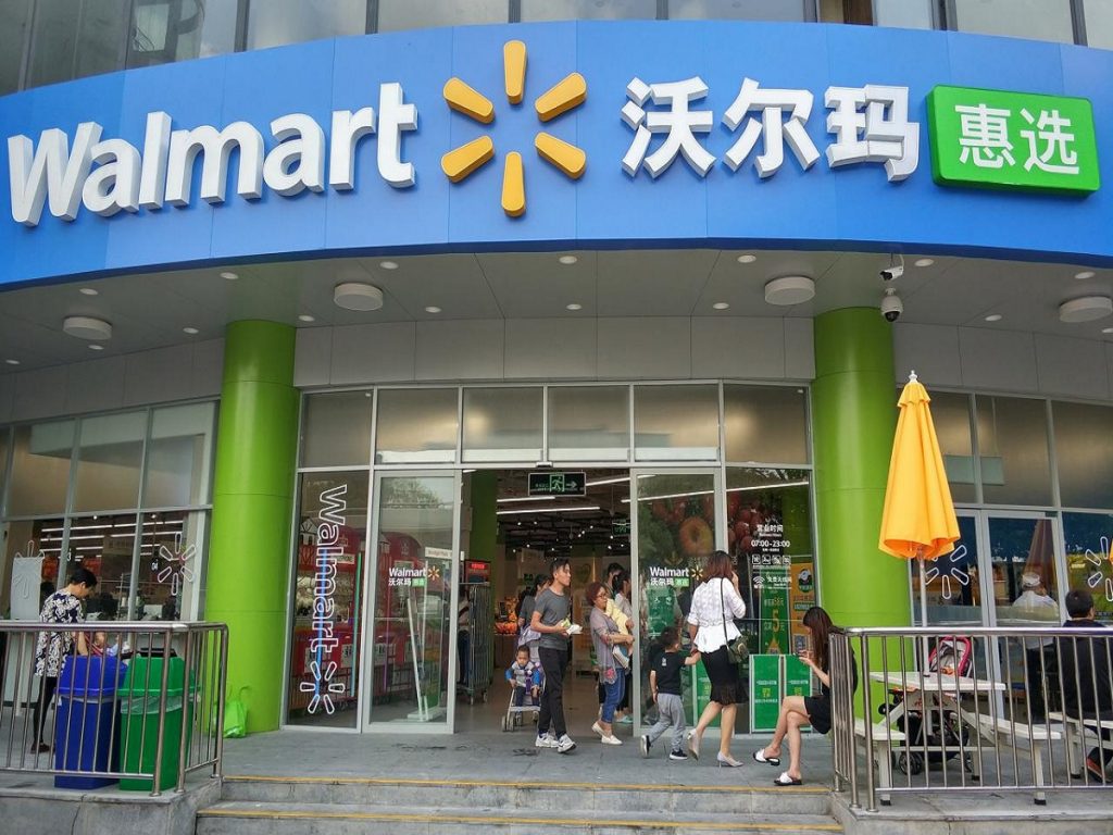 Walmart opens first small high tech supermarket in China