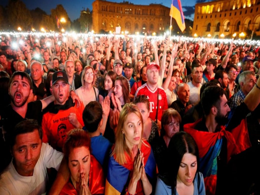 Armenia’s opposition leader named prime minister, and his supporters erupt in cheers