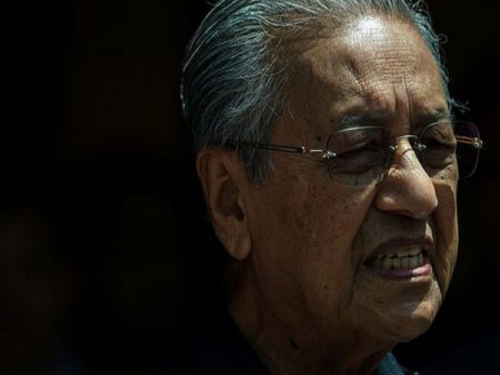 Malaysia’s Mahathir says king willing to grant full pardon for Anwar