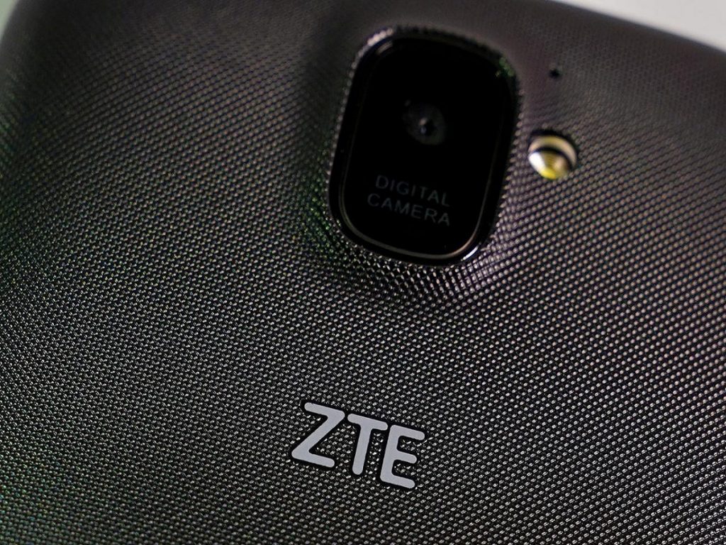 ZTE asks U.S. Commerce Department to suspend business ban