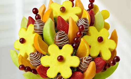 $15 for $30 Toward Holiday Fruit Arrangements from FruitBouquets.com